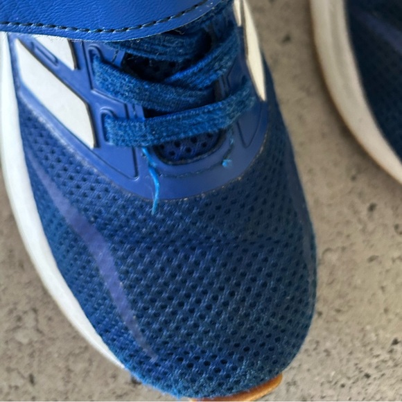 Adidas Kids Navy and White Sneakers. Size:10K - Picture 2 of 11